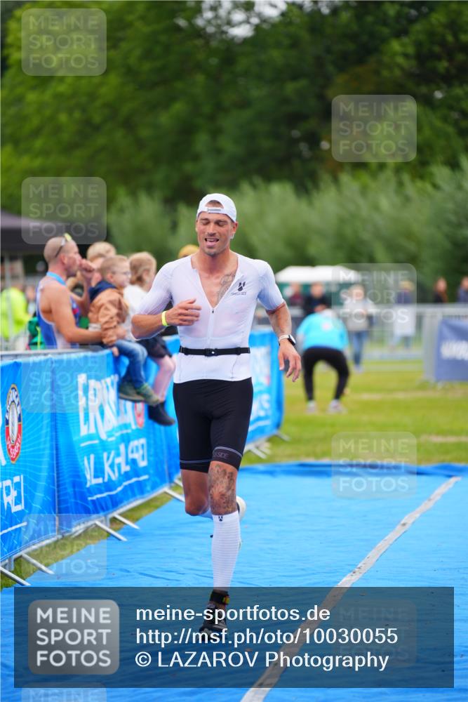 30.08.2026 - Elbe Triathlon Hamburg LAZAROV Photography http://msf.ph/oto/10030055 30.08.2026 10:05:11 Ziel 188 meine-sportfotos.de