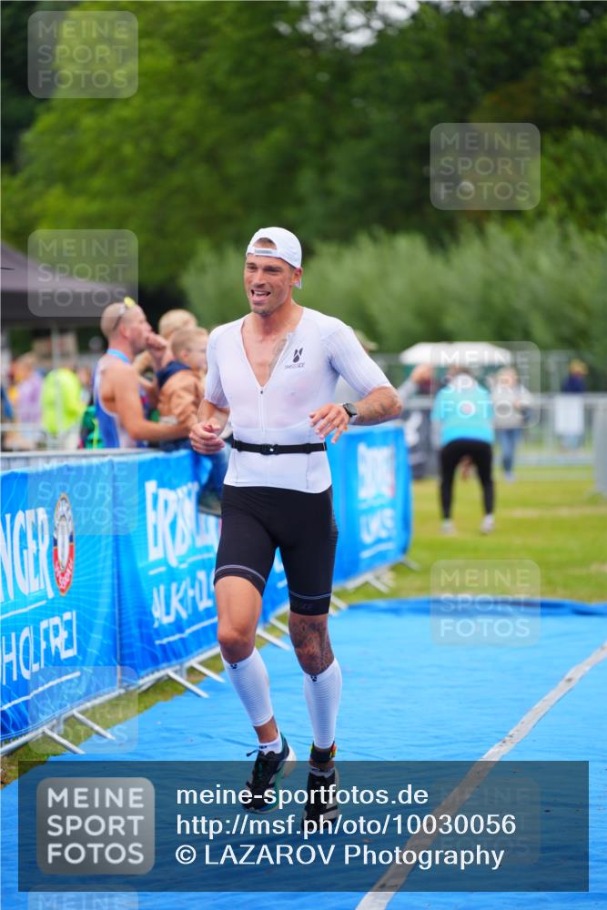30.08.2026 - Elbe Triathlon Hamburg LAZAROV Photography http://msf.ph/oto/10030056 30.08.2026 10:05:11 Ziel 188 meine-sportfotos.de