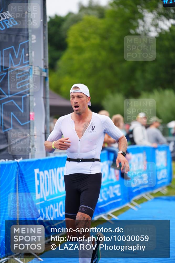 30.08.2026 - Elbe Triathlon Hamburg LAZAROV Photography http://msf.ph/oto/10030059 30.08.2026 10:05:12 Ziel 188 meine-sportfotos.de