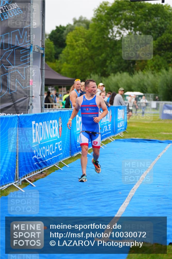 30.08.2026 - Elbe Triathlon Hamburg LAZAROV Photography http://msf.ph/oto/10030072 30.08.2026 10:05:43 Ziel 204 meine-sportfotos.de