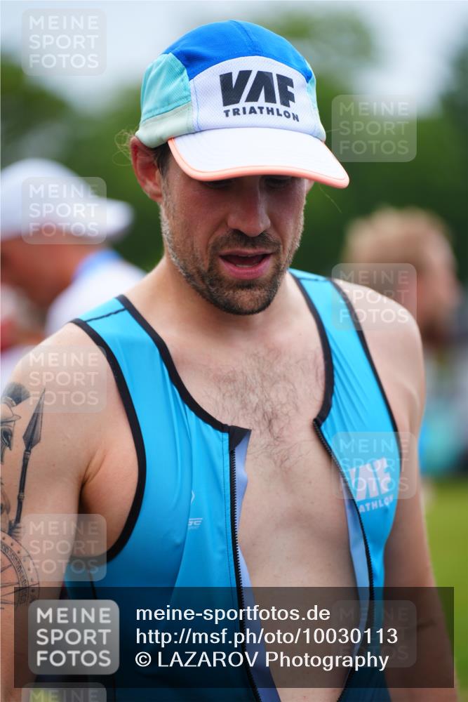 30.08.2026 - Elbe Triathlon Hamburg LAZAROV Photography http://msf.ph/oto/10030113 30.08.2026 10:07:46 Ziel  meine-sportfotos.de