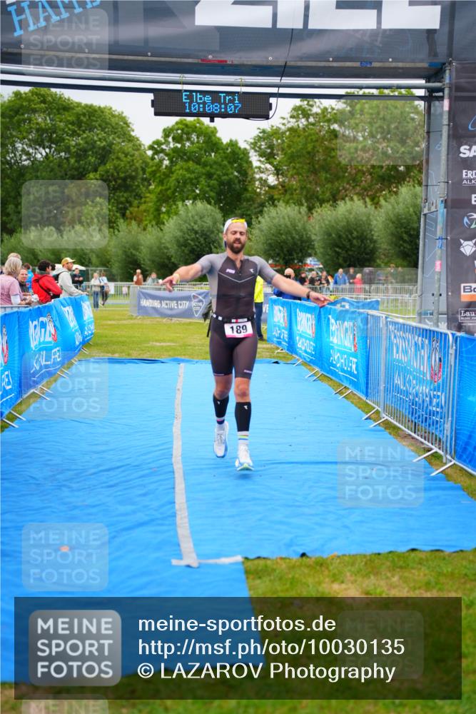 30.08.2026 - Elbe Triathlon Hamburg LAZAROV Photography http://msf.ph/oto/10030135 30.08.2026 10:08:08 Ziel 189 meine-sportfotos.de