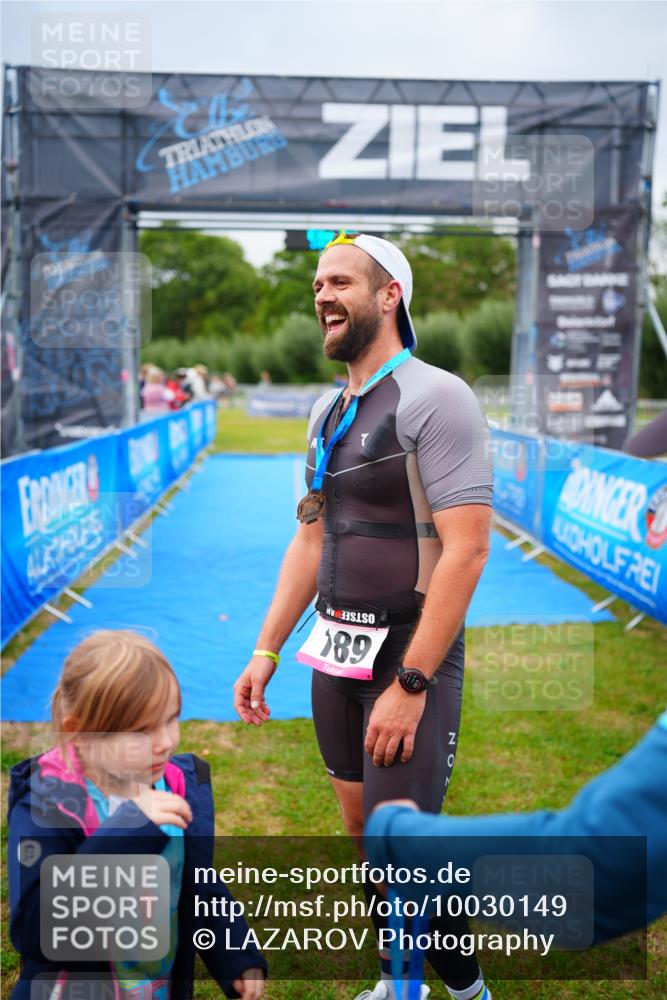 30.08.2026 - Elbe Triathlon Hamburg LAZAROV Photography http://msf.ph/oto/10030149 30.08.2026 10:08:18 Ziel  meine-sportfotos.de