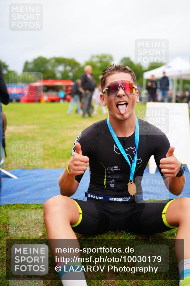 30.08.2026 - Elbe Triathlon Hamburg LAZAROV Photography http://msf.ph/oto/10030179 30.08.2026 10:09:20 Ziel  meine-sportfotos.de