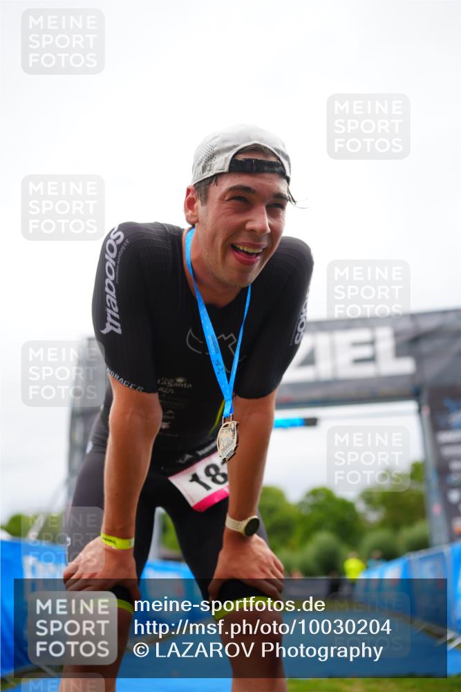 30.08.2026 - Elbe Triathlon Hamburg LAZAROV Photography http://msf.ph/oto/10030204 30.08.2026 10:10:24 Ziel  meine-sportfotos.de
