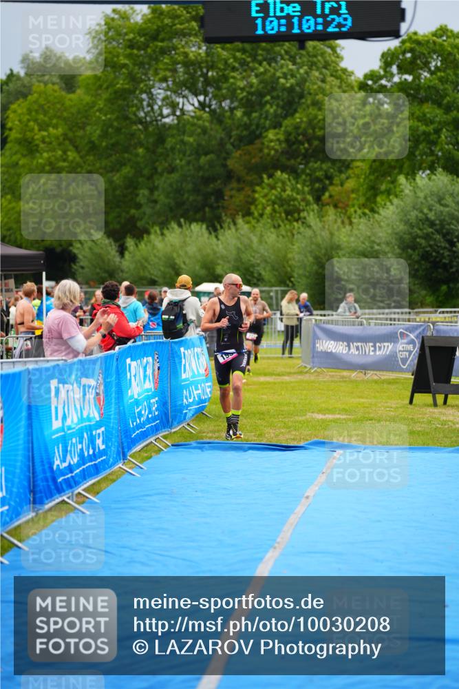 30.08.2026 - Elbe Triathlon Hamburg LAZAROV Photography http://msf.ph/oto/10030208 30.08.2026 10:10:30 Ziel 193, 221 meine-sportfotos.de