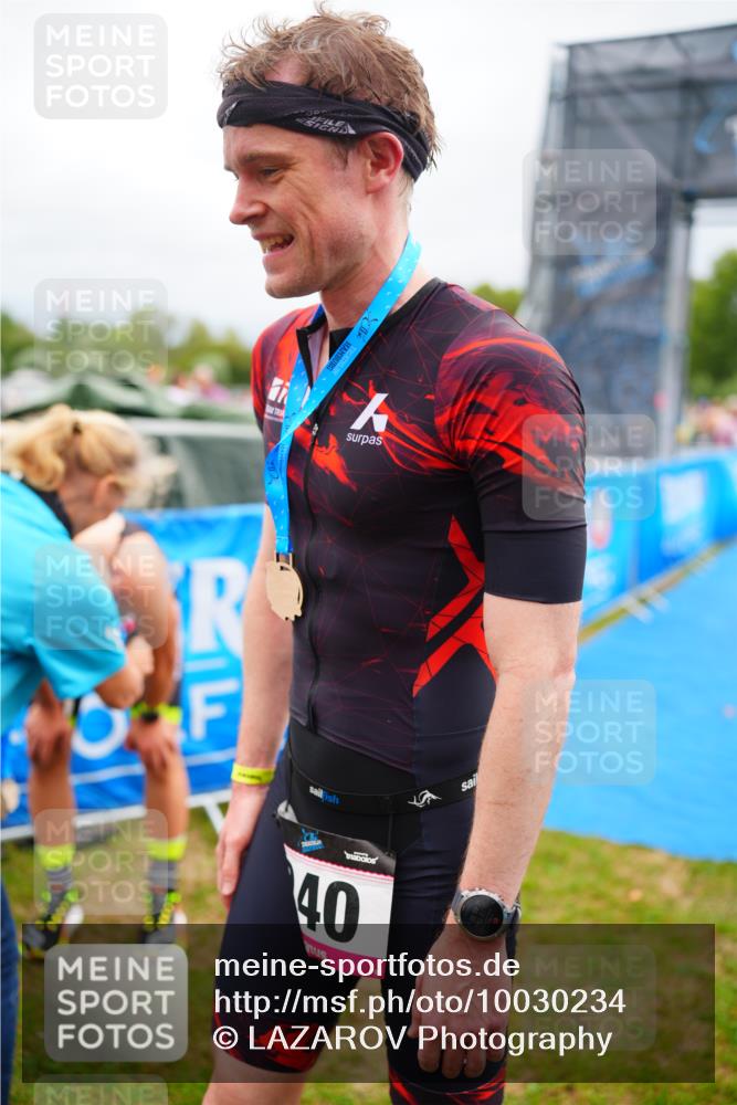 30.08.2026 - Elbe Triathlon Hamburg LAZAROV Photography http://msf.ph/oto/10030234 30.08.2026 10:10:58 Ziel  meine-sportfotos.de