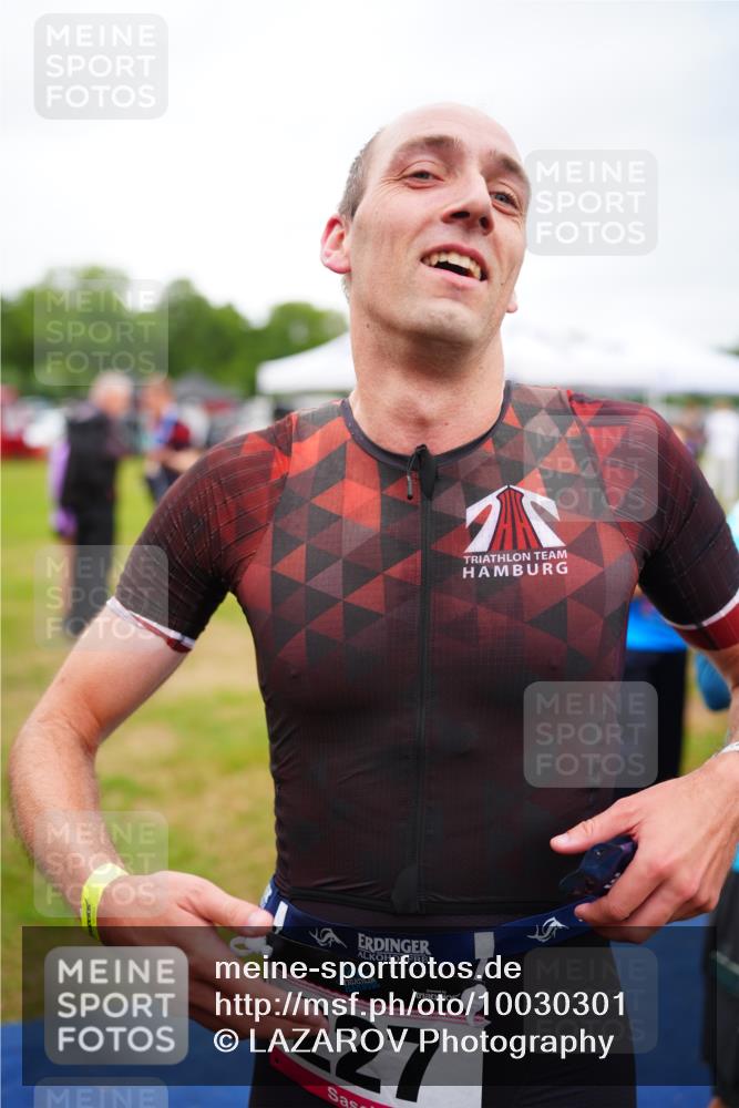 30.08.2026 - Elbe Triathlon Hamburg LAZAROV Photography http://msf.ph/oto/10030301 30.08.2026 10:13:52 Ziel  meine-sportfotos.de