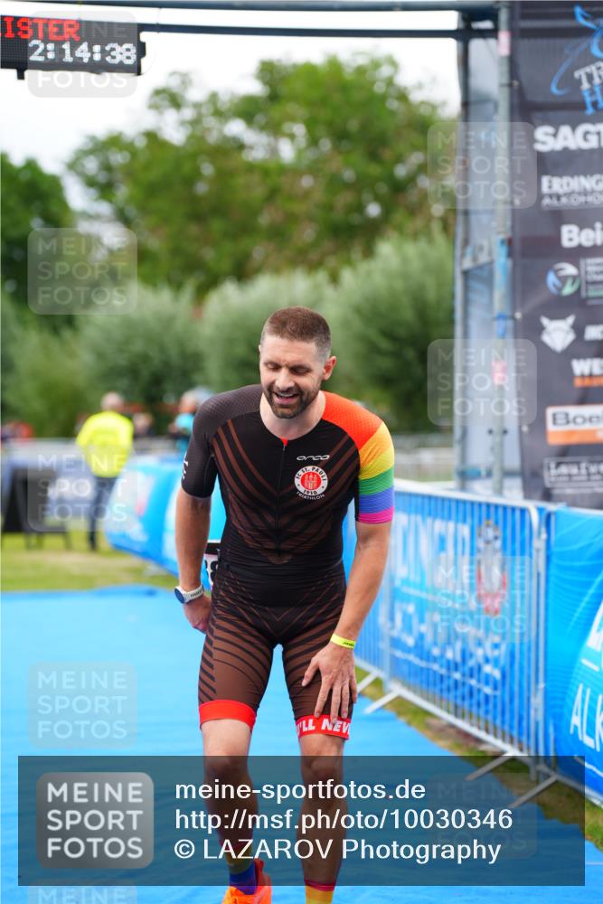 30.08.2026 - Elbe Triathlon Hamburg LAZAROV Photography http://msf.ph/oto/10030346 30.08.2026 10:14:39 Ziel 238 meine-sportfotos.de
