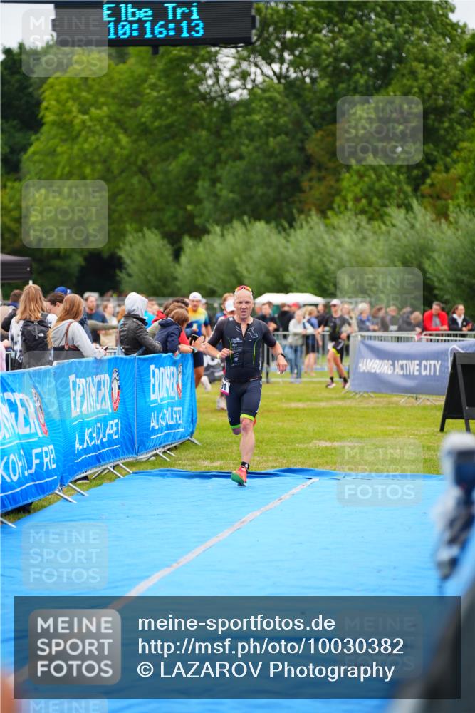30.08.2026 - Elbe Triathlon Hamburg LAZAROV Photography http://msf.ph/oto/10030382 30.08.2026 10:16:13 Ziel 191 meine-sportfotos.de