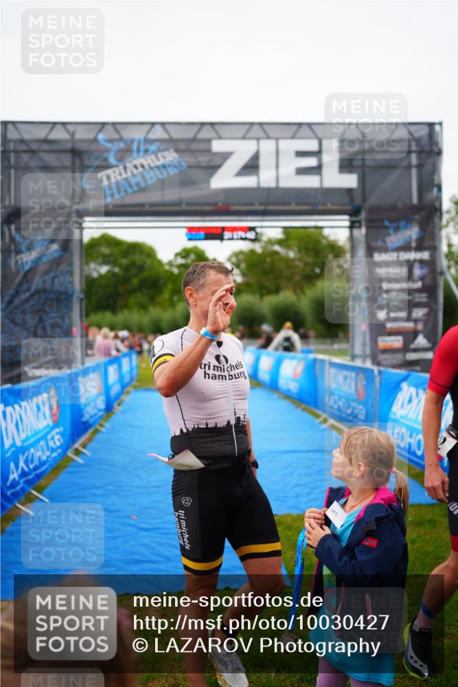 30.08.2026 - Elbe Triathlon Hamburg LAZAROV Photography http://msf.ph/oto/10030427 30.08.2026 10:17:51 Ziel  meine-sportfotos.de