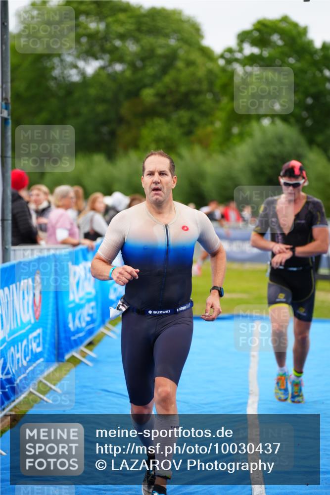 30.08.2026 - Elbe Triathlon Hamburg LAZAROV Photography http://msf.ph/oto/10030437 30.08.2026 10:18:06 Ziel 268, 411 meine-sportfotos.de