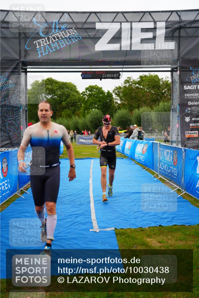 30.08.2026 - Elbe Triathlon Hamburg LAZAROV Photography http://msf.ph/oto/10030438 30.08.2026 10:18:07 Ziel 228, 268, 411 meine-sportfotos.de