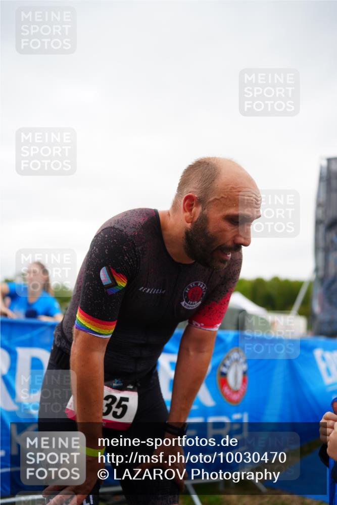 30.08.2026 - Elbe Triathlon Hamburg LAZAROV Photography http://msf.ph/oto/10030470 30.08.2026 10:19:01 Ziel  meine-sportfotos.de