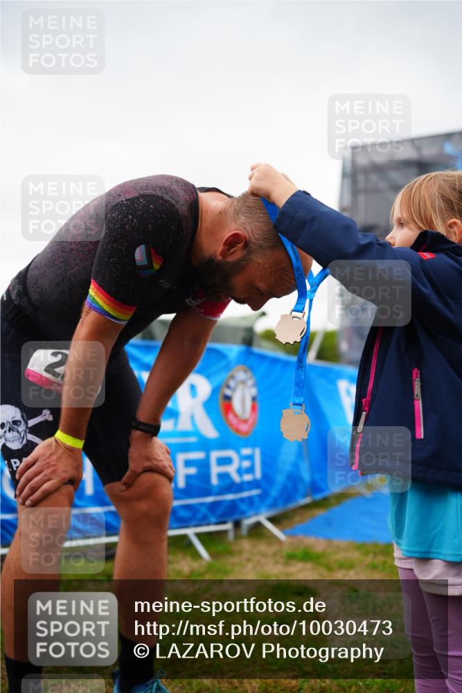 30.08.2026 - Elbe Triathlon Hamburg LAZAROV Photography http://msf.ph/oto/10030473 30.08.2026 10:19:02 Ziel 211 meine-sportfotos.de