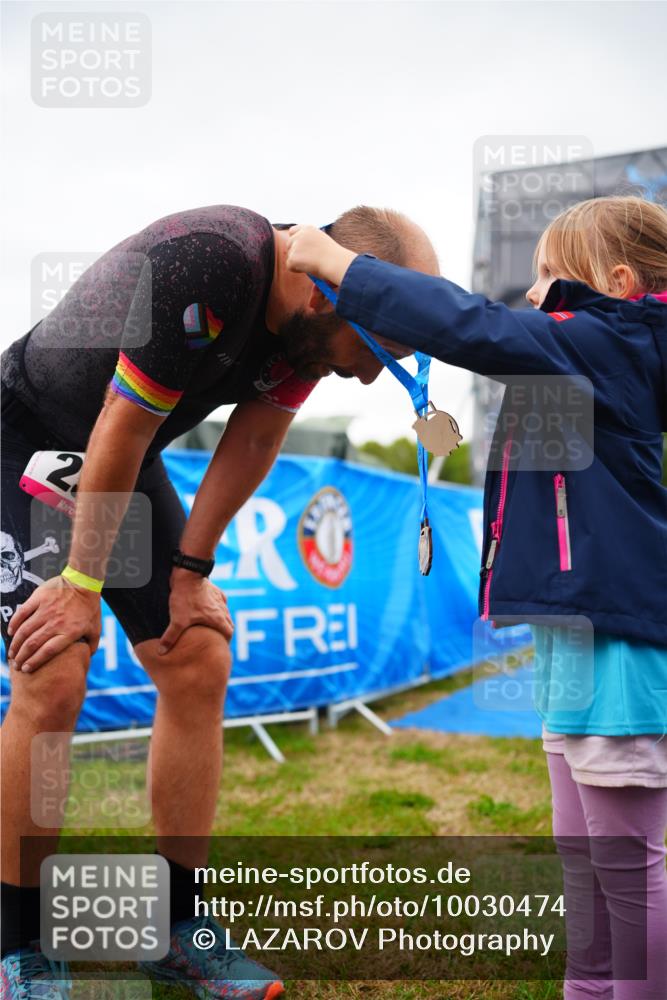 30.08.2026 - Elbe Triathlon Hamburg LAZAROV Photography http://msf.ph/oto/10030474 30.08.2026 10:19:02 Ziel 211 meine-sportfotos.de
