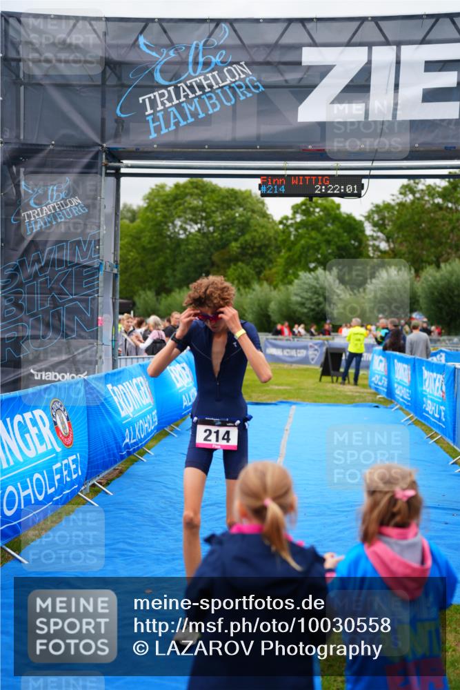 30.08.2026 - Elbe Triathlon Hamburg LAZAROV Photography http://msf.ph/oto/10030558 30.08.2026 10:22:02 Ziel 214 meine-sportfotos.de