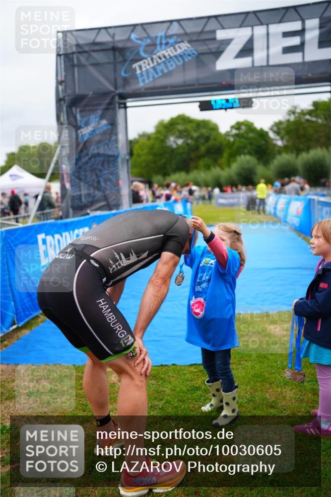 30.08.2026 - Elbe Triathlon Hamburg LAZAROV Photography http://msf.ph/oto/10030605 30.08.2026 10:25:17 Ziel  meine-sportfotos.de