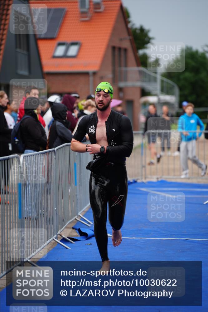30.08.2026 - Elbe Triathlon Hamburg LAZAROV Photography http://msf.ph/oto/10030622 30.08.2026 08:22:48 Schwimmen 195, 203 meine-sportfotos.de