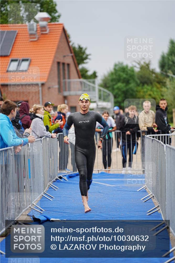 30.08.2026 - Elbe Triathlon Hamburg LAZAROV Photography http://msf.ph/oto/10030632 30.08.2026 08:23:30 Schwimmen 186, 207 meine-sportfotos.de