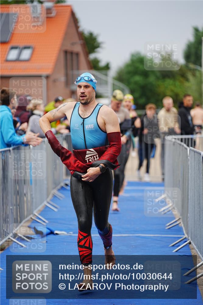 30.08.2026 - Elbe Triathlon Hamburg LAZAROV Photography http://msf.ph/oto/10030644 30.08.2026 08:23:41 Schwimmen 186, 190, 207, 213, 217, 226 meine-sportfotos.de