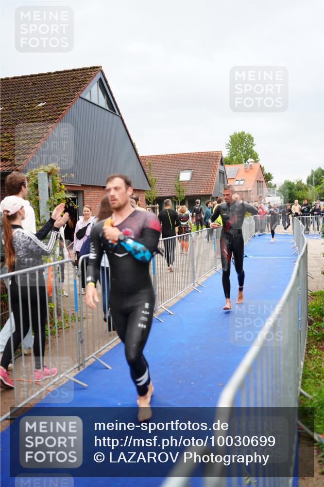 30.08.2026 - Elbe Triathlon Hamburg LAZAROV Photography http://msf.ph/oto/10030699 30.08.2026 08:26:16 Schwimmen 188, 210, 221, 230 meine-sportfotos.de
