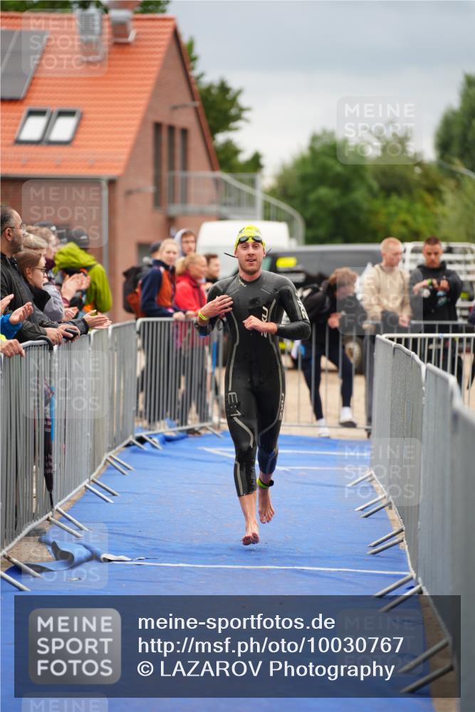 30.08.2026 - Elbe Triathlon Hamburg LAZAROV Photography http://msf.ph/oto/10030767 30.08.2026 08:28:13 Schwimmen 183 meine-sportfotos.de