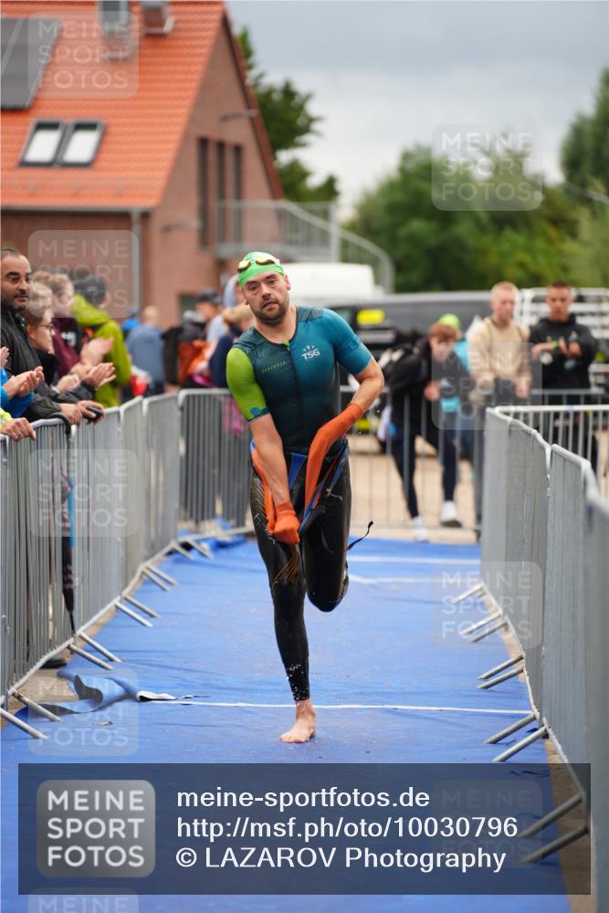 30.08.2026 - Elbe Triathlon Hamburg LAZAROV Photography http://msf.ph/oto/10030796 30.08.2026 08:28:22 Schwimmen 183, 198 meine-sportfotos.de