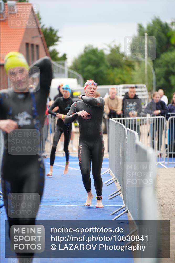 30.08.2026 - Elbe Triathlon Hamburg LAZAROV Photography http://msf.ph/oto/10030841 30.08.2026 08:29:36 Schwimmen 192, 208, 214, 223 meine-sportfotos.de