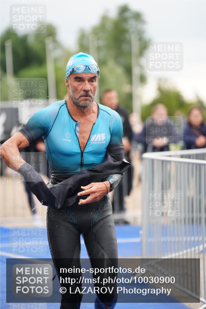30.08.2026 - Elbe Triathlon Hamburg LAZAROV Photography http://msf.ph/oto/10030900 30.08.2026 08:30:40 Schwimmen 212 meine-sportfotos.de