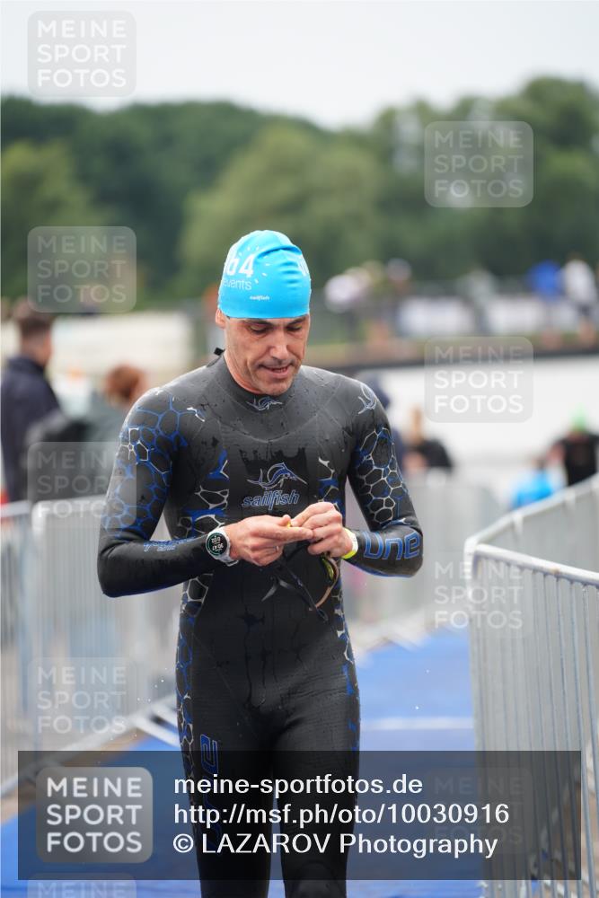 30.08.2026 - Elbe Triathlon Hamburg LAZAROV Photography http://msf.ph/oto/10030916 30.08.2026 08:30:52 Schwimmen 211 meine-sportfotos.de