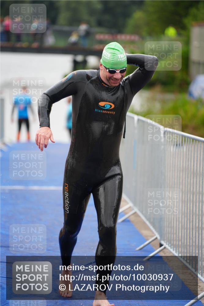 30.08.2026 - Elbe Triathlon Hamburg LAZAROV Photography http://msf.ph/oto/10030937 30.08.2026 08:30:59 Schwimmen 201, 211 meine-sportfotos.de