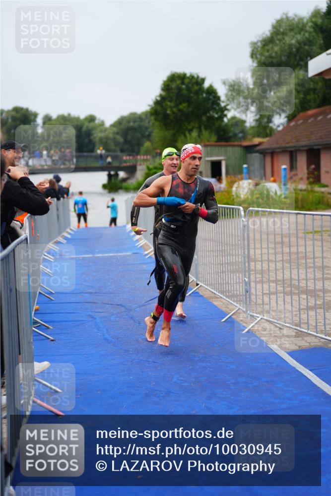 30.08.2026 - Elbe Triathlon Hamburg LAZAROV Photography http://msf.ph/oto/10030945 30.08.2026 08:31:47 Schwimmen 200, 228 meine-sportfotos.de