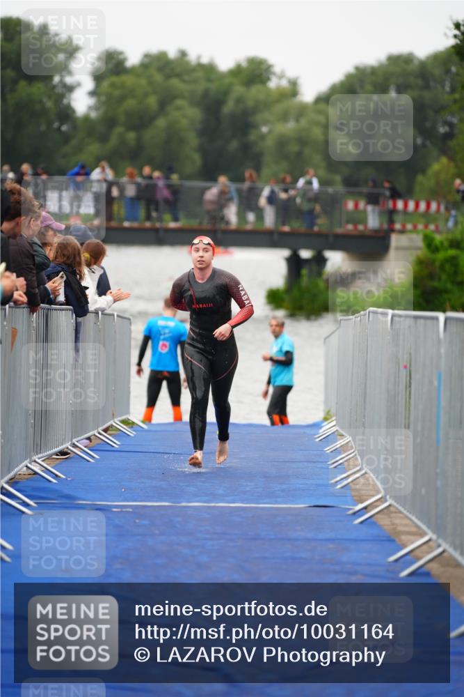 30.08.2026 - Elbe Triathlon Hamburg LAZAROV Photography http://msf.ph/oto/10031164 30.08.2026 08:35:23 Schwimmen 322, 334, 357 meine-sportfotos.de