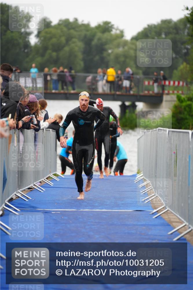 30.08.2026 - Elbe Triathlon Hamburg LAZAROV Photography http://msf.ph/oto/10031205 30.08.2026 08:35:55 Schwimmen 312 meine-sportfotos.de
