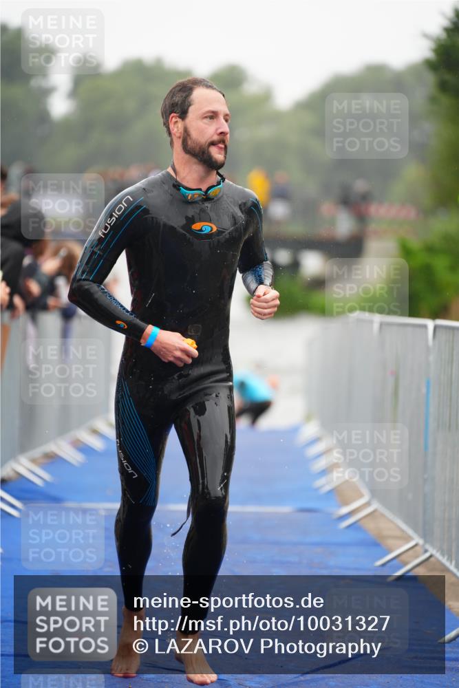 30.08.2026 - Elbe Triathlon Hamburg LAZAROV Photography http://msf.ph/oto/10031327 30.08.2026 08:36:18 Schwimmen 254, 269, 294, 356, 374 meine-sportfotos.de