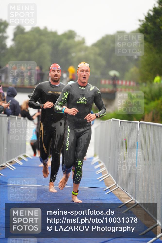 30.08.2026 - Elbe Triathlon Hamburg LAZAROV Photography http://msf.ph/oto/10031378 30.08.2026 08:36:39 Schwimmen 244, 307, 308, 326, 328, 360, 388 meine-sportfotos.de