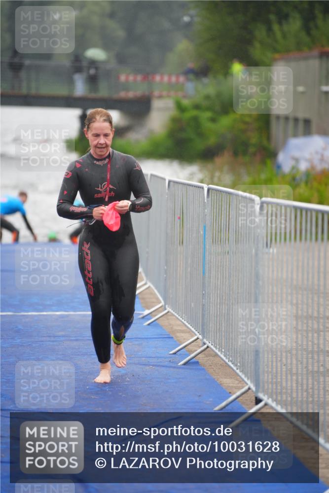 30.08.2026 - Elbe Triathlon Hamburg LAZAROV Photography http://msf.ph/oto/10031628 30.08.2026 08:37:33 Schwimmen 313, 361 meine-sportfotos.de