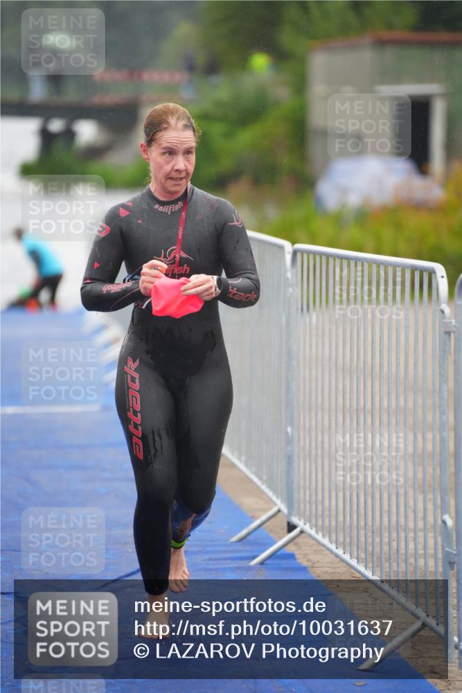 30.08.2026 - Elbe Triathlon Hamburg LAZAROV Photography http://msf.ph/oto/10031637 30.08.2026 08:37:35 Schwimmen 361 meine-sportfotos.de