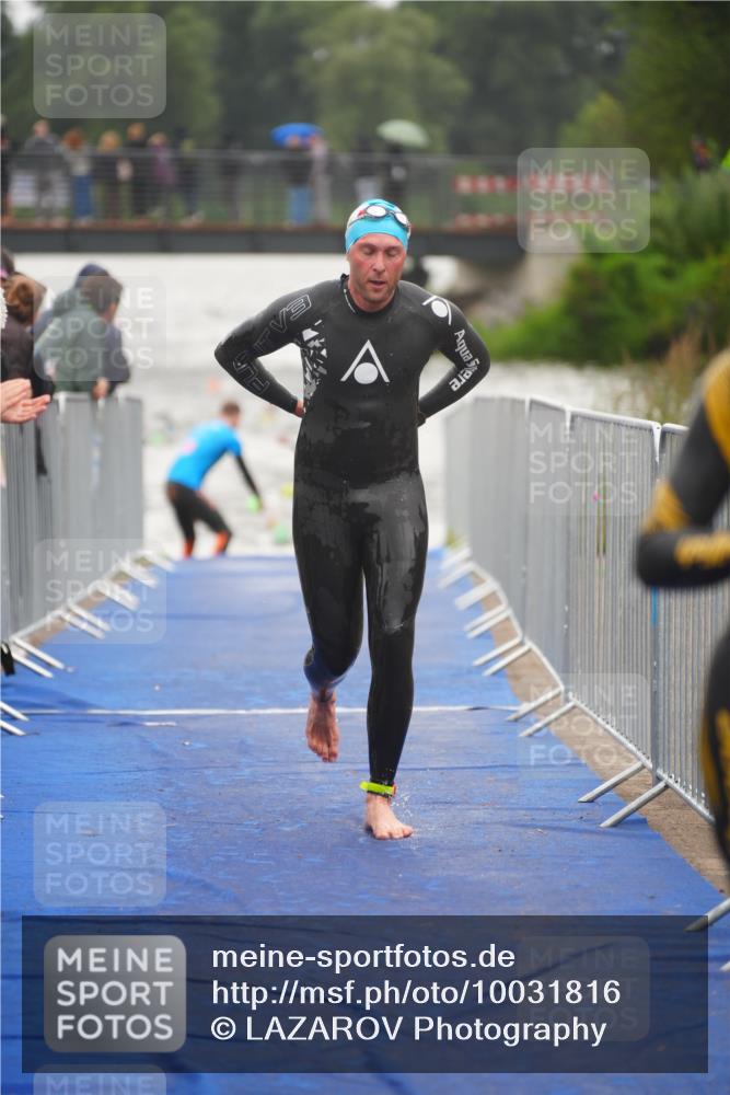 30.08.2026 - Elbe Triathlon Hamburg LAZAROV Photography http://msf.ph/oto/10031816 30.08.2026 08:38:42 Schwimmen 262, 286, 359, 366 meine-sportfotos.de