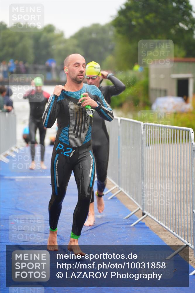 30.08.2026 - Elbe Triathlon Hamburg LAZAROV Photography http://msf.ph/oto/10031858 30.08.2026 08:39:05 Schwimmen 251, 255, 275, 284, 353 meine-sportfotos.de