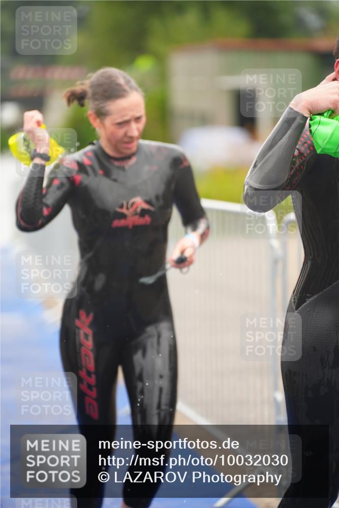 30.08.2026 - Elbe Triathlon Hamburg LAZAROV Photography http://msf.ph/oto/10032030 30.08.2026 08:39:49 Schwimmen 252, 285, 347, 367, 380, 384, 411 meine-sportfotos.de