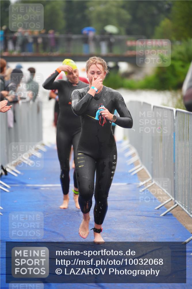 30.08.2026 - Elbe Triathlon Hamburg LAZAROV Photography http://msf.ph/oto/10032068 30.08.2026 08:40:14 Schwimmen 274, 287, 314, 341, 375 meine-sportfotos.de