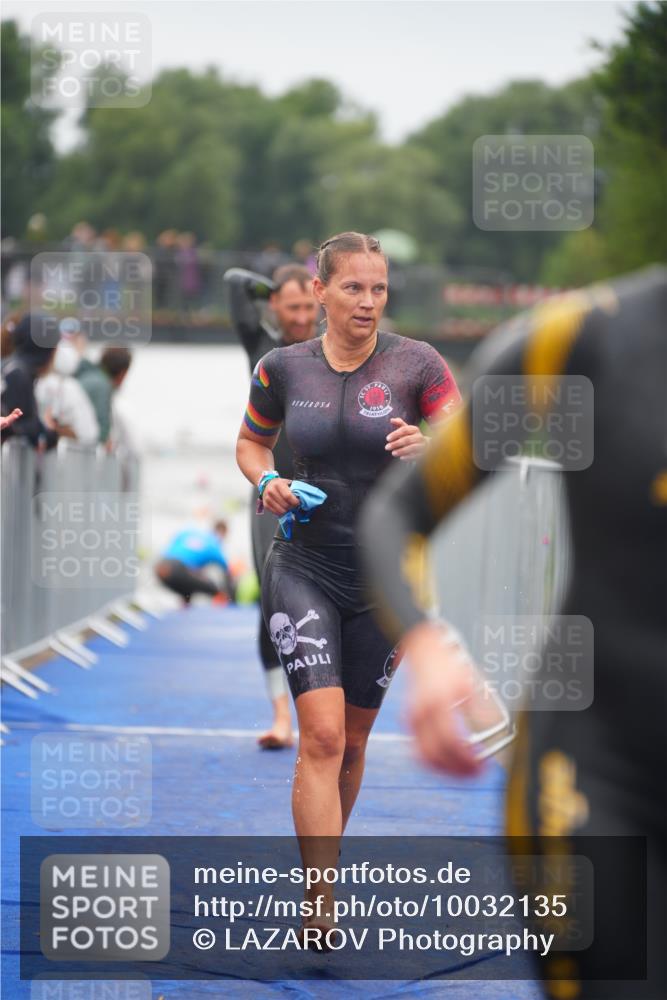 30.08.2026 - Elbe Triathlon Hamburg LAZAROV Photography http://msf.ph/oto/10032135 30.08.2026 08:40:39 Schwimmen 258, 288, 343, 383 meine-sportfotos.de