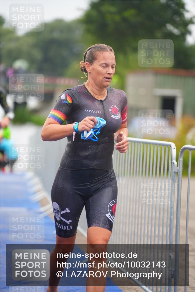 30.08.2026 - Elbe Triathlon Hamburg LAZAROV Photography http://msf.ph/oto/10032143 30.08.2026 08:40:40 Schwimmen 258, 288, 343, 383 meine-sportfotos.de