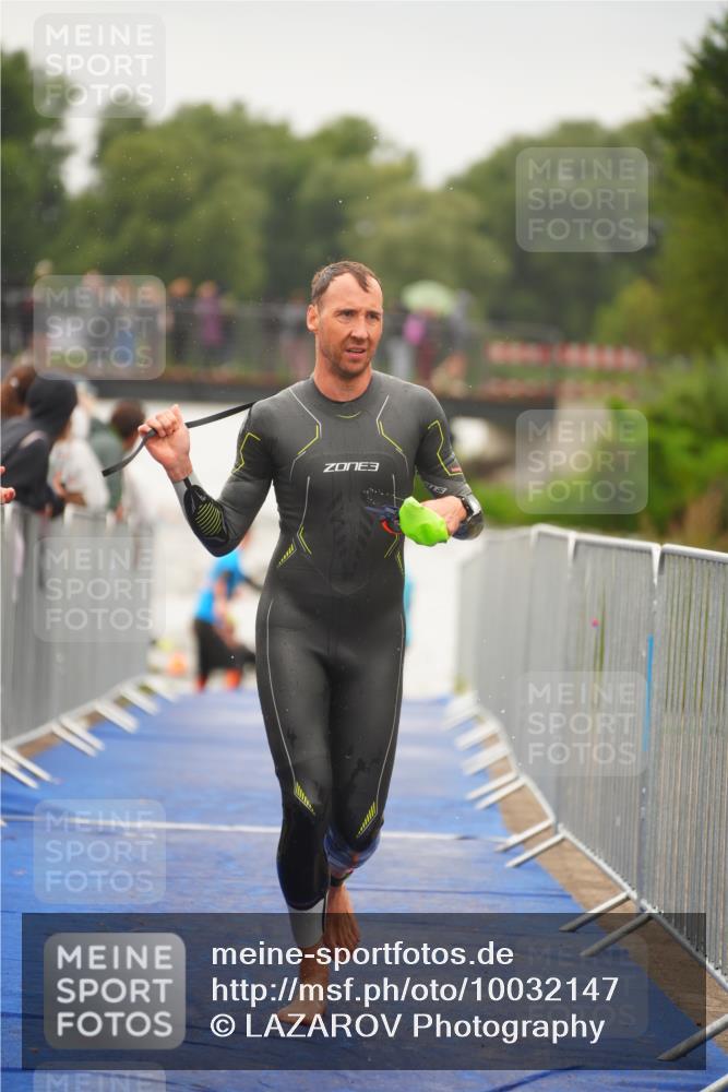 30.08.2026 - Elbe Triathlon Hamburg LAZAROV Photography http://msf.ph/oto/10032147 30.08.2026 08:40:41 Schwimmen 258, 288, 343, 383 meine-sportfotos.de