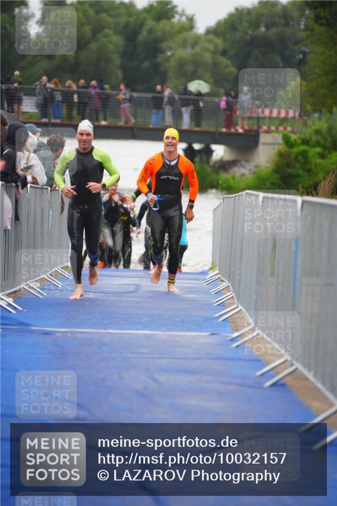 30.08.2026 - Elbe Triathlon Hamburg LAZAROV Photography http://msf.ph/oto/10032157 30.08.2026 08:40:47 Schwimmen 271, 281, 288, 343, 383 meine-sportfotos.de