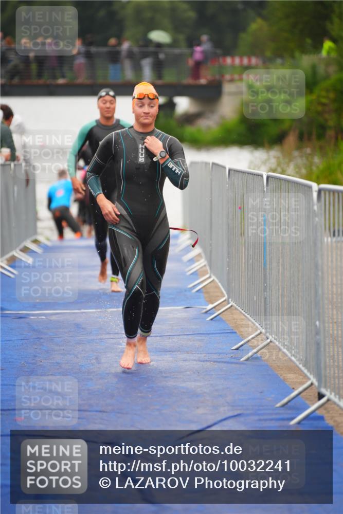 30.08.2026 - Elbe Triathlon Hamburg LAZAROV Photography http://msf.ph/oto/10032241 30.08.2026 08:41:08 Schwimmen 299, 301, 302, 321, 327, 329, 340, 369, 386, 393 meine-sportfotos.de