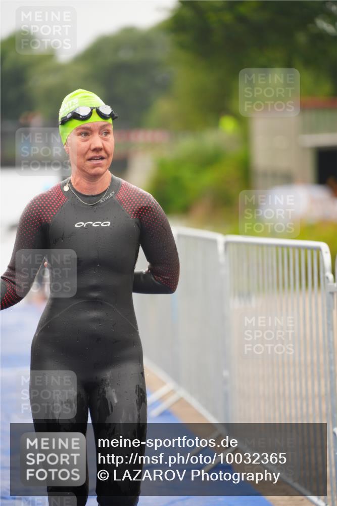 30.08.2026 - Elbe Triathlon Hamburg LAZAROV Photography http://msf.ph/oto/10032365 30.08.2026 08:41:36 Schwimmen 259, 292, 305, 317, 354 meine-sportfotos.de