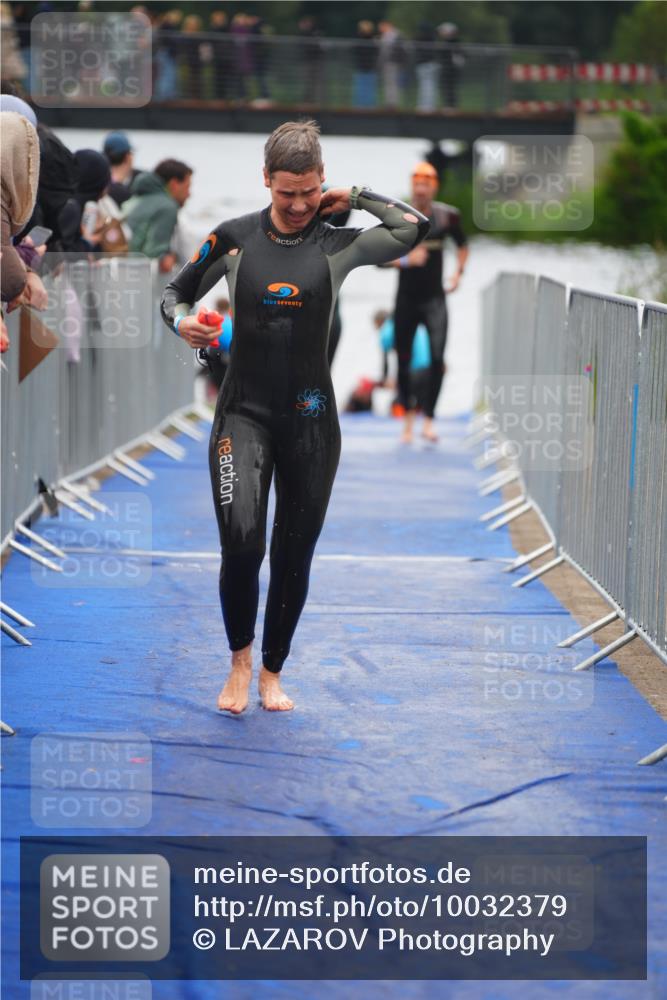 30.08.2026 - Elbe Triathlon Hamburg LAZAROV Photography http://msf.ph/oto/10032379 30.08.2026 08:41:44 Schwimmen 292, 298, 325, 354, 363, 379 meine-sportfotos.de